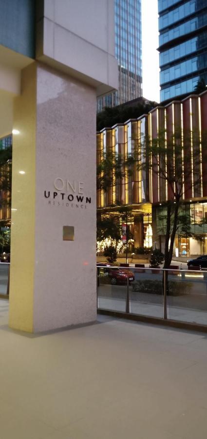 One Uptown Opposite Of Grandhyatt Hotel Manila Taguig City Zewnętrze zdjęcie