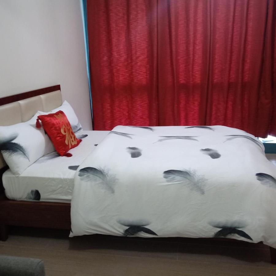One Uptown Opposite Of Grandhyatt Hotel Manila Taguig City Zewnętrze zdjęcie